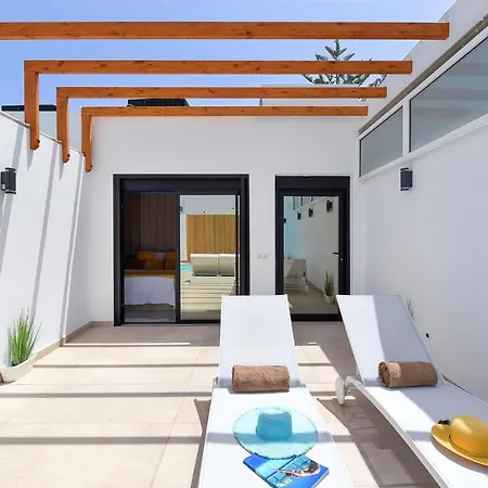 Aisha By Villagrancanaria * 普拉亚戴尔雷安格莱斯